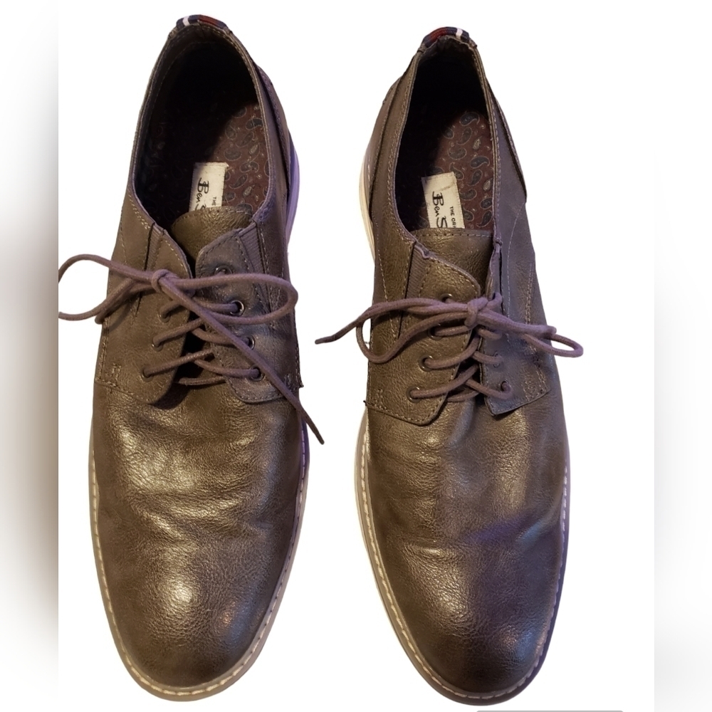 Ben Sherman Grey, leather Oxford shoes. Size 10. Good condition.